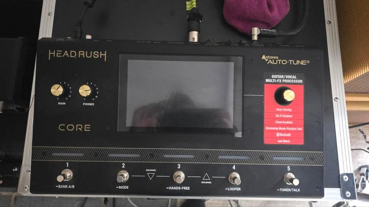 Pedalboard multi effets Headrush Core, Muziek en Instrumenten, Effecten, Ophalen