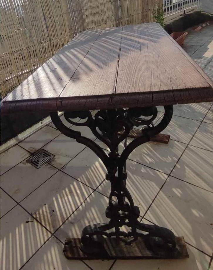 Table ancienne de machine à coudre en fonte et bois, Huis en Inrichting, Tafels | Salontafels, Gebruikt, 50 tot 75 cm, Minder dan 50 cm