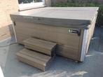 Jacuzzi Hotspring Limelight Flair model 2021, Tuin en Terras, Ophalen, Gebruikt, Filter, Vast