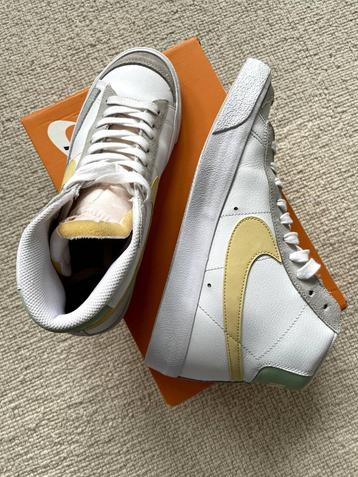 Nike blazer mid’77 lemon