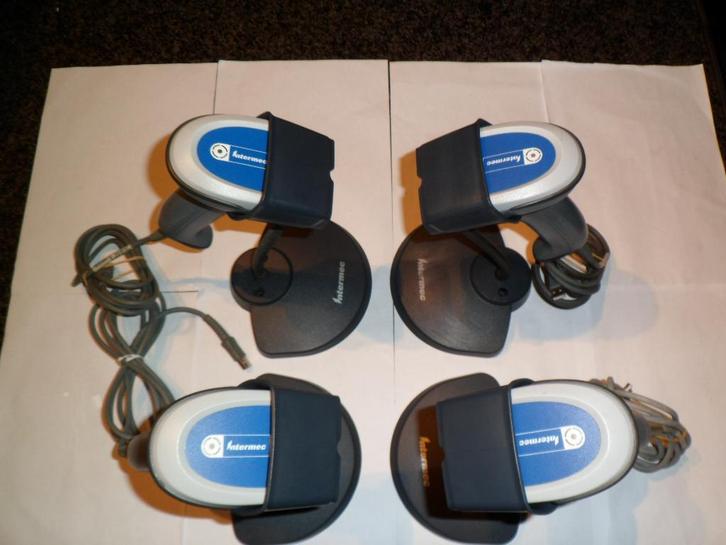 Intermec SR30 handscanners voor barcodes + houders, 4 stuks, Computers en Software, Scanners, Zo goed als nieuw, Barcodescanner
