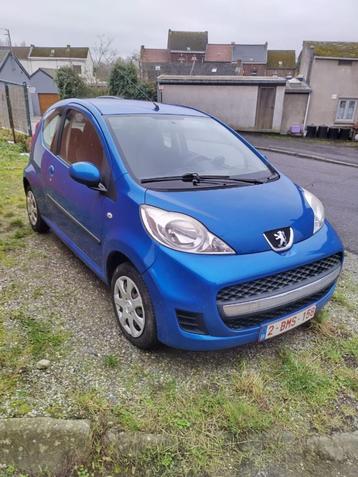 Peugeot 107 1.0 2011 83000km, Euro 5, Achat, Boîte manuelle, Noir