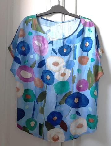Te koop: Nieuw!!! Mooie gebloemde blouse, één maat. beschikbaar voor biedingen