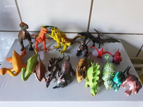 Lot Dinosaures / dragon, Enfants & Bébés, Jouets | Figurines, Comme neuf, Enlèvement ou Envoi