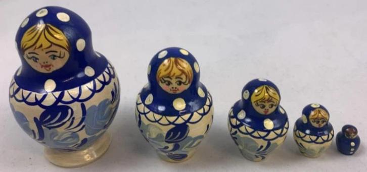 Matroesjka poppen set 5 delig hout USSR baboesjka decoratie, Verzamelen, Poppetjes en Figuurtjes, Zo goed als nieuw, Verzenden