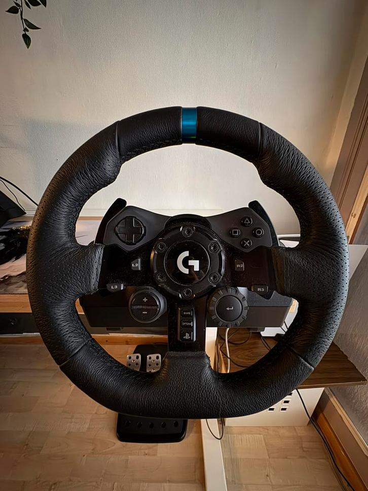 Logitech g923, Games en Spelcomputers, Spelcomputers | Sony Consoles | Accessoires, Zo goed als nieuw, Ophalen