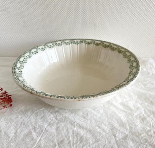 Saladier nervuré Boch Carlotta, Antiek en Kunst, Antiek | Servies los, Ophalen of Verzenden