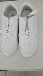 baskets dame pointure 41 neufs  Tex, Wit, Nieuw, Ophalen of Verzenden, Tex