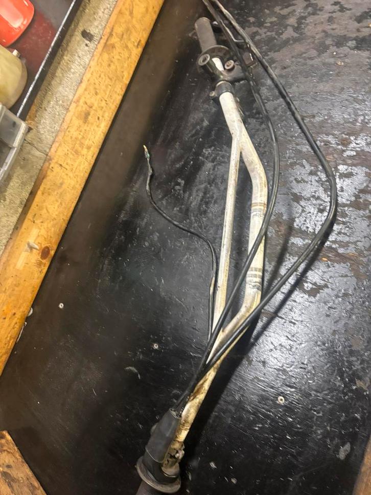 Guidon + poignée d’accélérateur / embrayage / honda xr 250, Motos, Pièces | Honda, Enlèvement ou Envoi