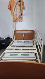 VILGO HMS MEDICAL BED heeft 2 ELEKTROMOTOREN, Ophalen, Gebruikt