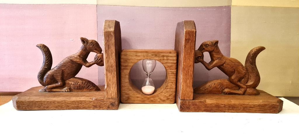 Paar eekhoorn boekenstaanders + zandloper, Antiek en Kunst, Kunst | Beelden en Houtsnijwerken, Ophalen of Verzenden