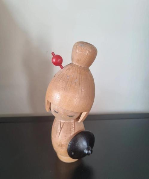 Mooie kokeshi van Miyashita, Hajime (1940-2006), Antiek en Kunst, Kunst | Beelden en Houtsnijwerken, Verzenden
