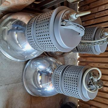 Lampen beschikbaar voor biedingen