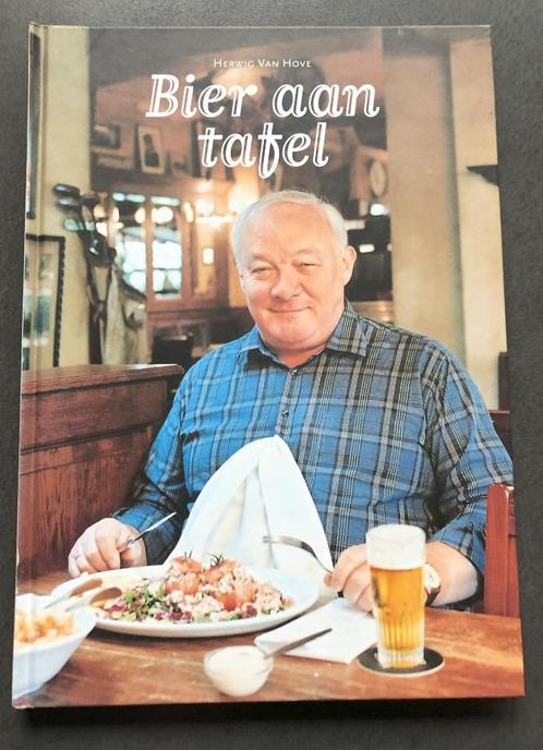 Bier aan tafel - Herwig Van Hove, Boeken, Kookboeken, Zo goed als nieuw, Ophalen of Verzenden