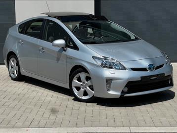 Toyota prius//executive pakket//52,000km//garantie beschikbaar voor biedingen