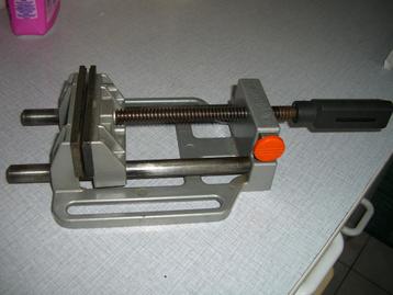 Etau universel Wolfcraft pour foreuse sur pied, Enlèvement, Comme neuf, Autres types