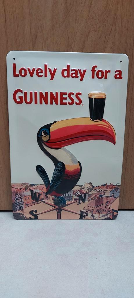 Panneau d'affichage en relief Guinness, Collections, Marques de bière, Neuf, Panneau, Plaque ou Plaquette publicitaire, Autres marques