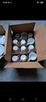 12 nieuwe kopjes en onderbordjes porvasal, Neuf, Uni, Enlèvement, Porcelaine