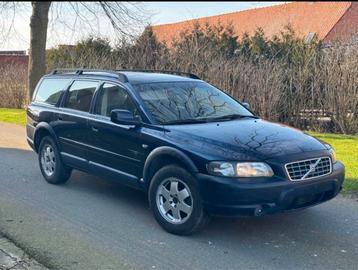 Volvo Xc70 | 2.4D | Automaat beschikbaar voor biedingen