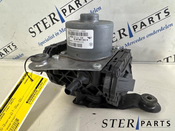 Vacuumpomp Rembekrachtiging van een Mercedes B-Klasse, Auto-onderdelen, Gebruikt, -, Ophalen of Verzenden, -