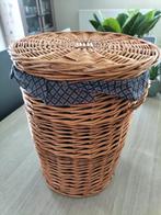 Rieten mand met deksel 40cm, Ophalen of Verzenden, Zo goed als nieuw, Mand