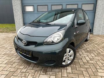 Toyota Aygo 1.0 benzine | Airco | Garantie [Keuring+Carpass] beschikbaar voor biedingen