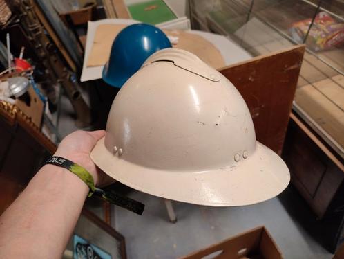 Aluminium M31 Adrian helm, Verzamelen, Militaria | Algemeen, Ophalen of Verzenden