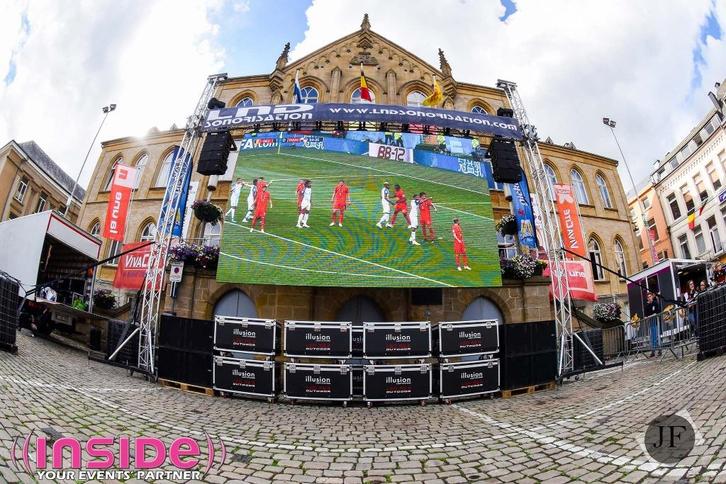 20m² Ecran LED outdoor P5 avec GARANTIE, accessoires et démo, TV, Hi-fi & Vidéo, Appareils professionnels, Reconditionné, Enlèvement ou Envoi