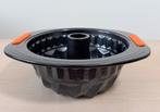 Le Creuset Tulbandvorm - Bakvorm / NIEUW en ONGEBRUIKT, Ophalen of Verzenden, Nieuw, Taarten, Bakvorm