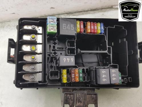 ZEKERINGKAST Octavia Combi (5EAC) (|5Q0937125B|5Q0907361B|), Auto-onderdelen, Elektronica en Kabels, Skoda, Gebruikt