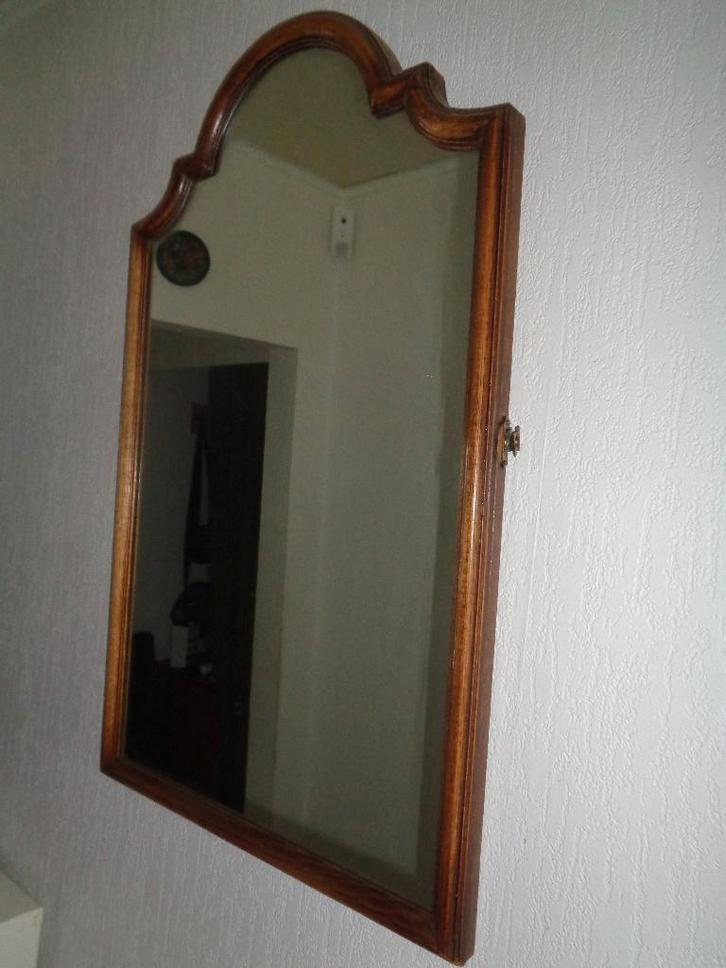 2 miroirs en chêne (1 x 52 x 83 cm & 1 x 40 x 70 cm), Maison & Meubles, Accessoires pour la Maison | Miroirs, Utilisé, Moins de 50 cm