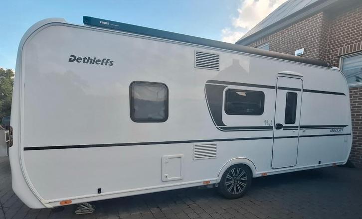 Caravan 5 personen,vloerverwarming+airco+voortent+luifel+, Caravans en Kamperen, Caravans, Particulier, tot en met 5, 1500 - 2000 kg