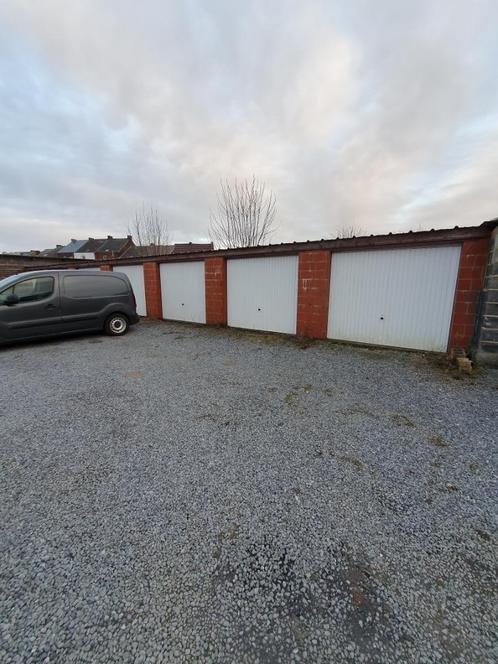 lot de 3 garages situé au cœur de Binche, Immo, Garages & Places de parking, Province de Hainaut