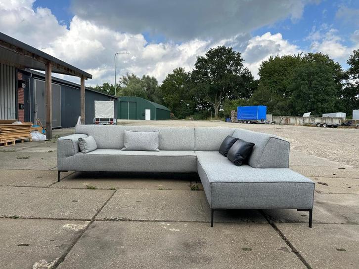 ZGAN Design on Stock Bloq Hoekbank Ploegwool - NP: €7.500, Huis en Inrichting, Zetels | Zetels, Zo goed als nieuw, Hoekbank, Vierpersoons of meer
