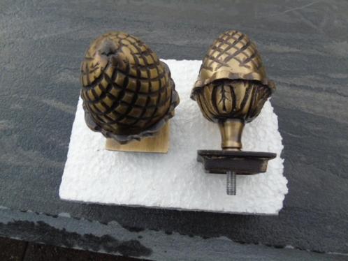 pomme de pin ou gland en bronze pour escalier ou barrière ., Antiquités & Art, Antiquités | Bronze & Cuivre, Bronze, Enlèvement ou Envoi