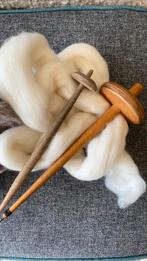 Outil à broche (2 pièces) avec une petite quantité de coton, Enlèvement ou Envoi, Utilisé