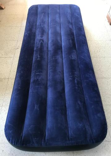 Intex blauwe opblaasbare matras voor 1 persoon beschikbaar voor biedingen