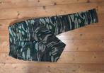 Leger camouflage legging "M", Kleding | Dames, Broeken en Pantalons, Maat 38/40 (M), Ophalen of Verzenden, Zo goed als nieuw, Lang