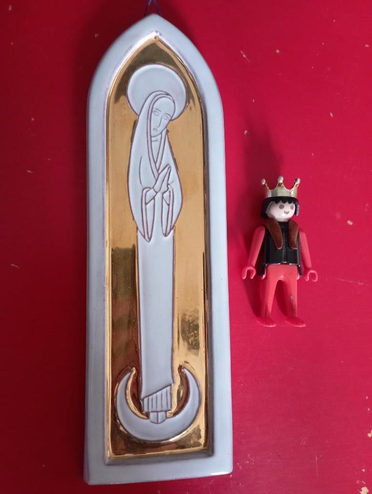 605) Bayer keramiek wanddecoratie, Verzamelen, Religie, Zo goed als nieuw, Christendom | Katholiek, Overige typen, Ophalen of Verzenden