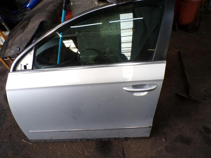 Porte avant gauche VW Passat 5 BK 2005-2010 LP/15066, Auto-onderdelen, Carrosserie, Deur, Volkswagen, Voor, Links, Gebruikt, Ophalen