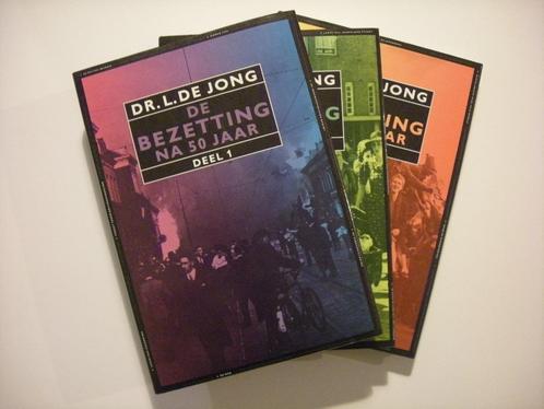 De bezetting na 50 jaar (3 delen) - Dr. L. de Jong, Livres, Guerre & Militaire, Comme neuf, Général, Deuxième Guerre mondiale