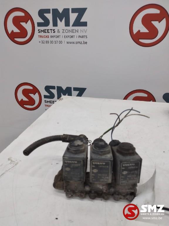 Occ set 3 magneetventielen Volvo FM 1078316, Auto-onderdelen, Vrachtwagen-onderdelen, Volvo, Overige Auto-onderdelen, Gebruikt