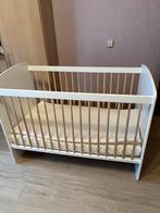 Babybed + matras + topper, Ophalen, Zo goed als nieuw