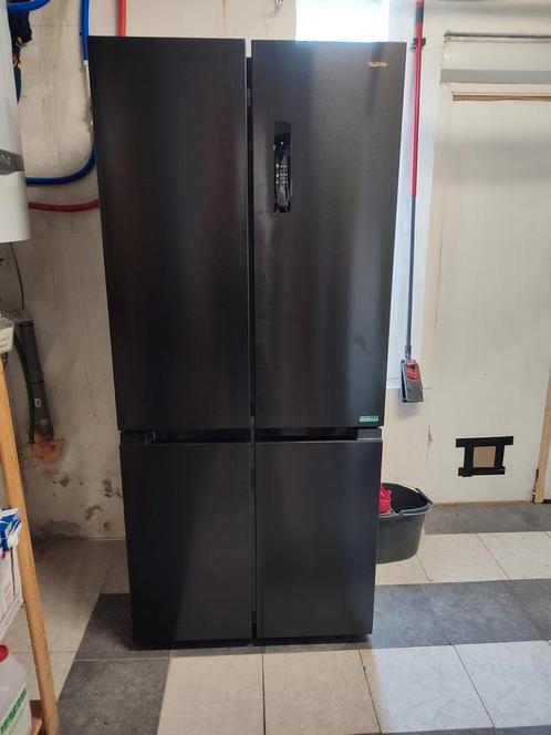 Zwarte Amerikaanse koelkast van VALBERG, Elektronische apparatuur, Koelkasten en IJskasten, Ophalen