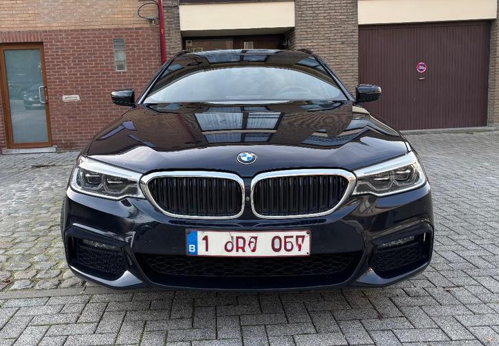 BMW 520d, Autos, BMW, Particulier, Série 5, Caméra 360°, ABS, Caméra de recul, Airbags, Air conditionné, Alarme, Apple Carplay