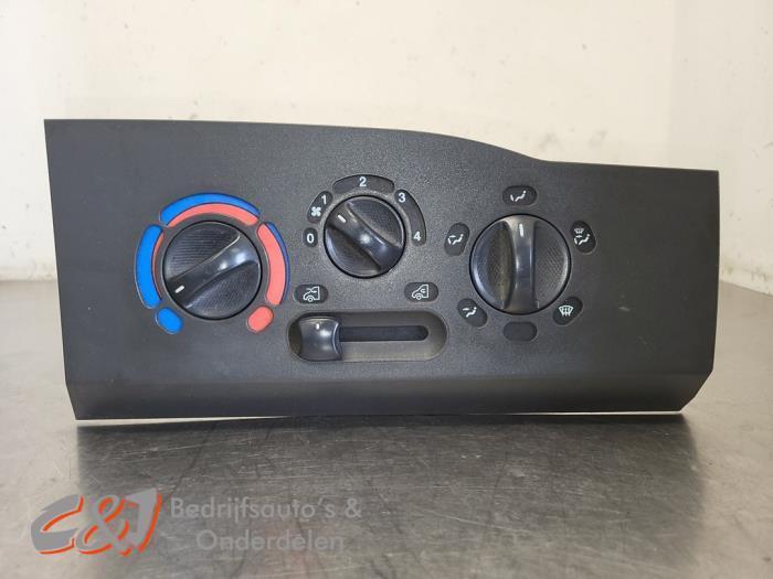 Kachel Bedieningspaneel van een Iveco Daily, Auto-onderdelen, Dashboard en Schakelaars, Overige automerken, Gebruikt, 3 maanden garantie