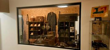 New Military Store 7620 Bléharies  beschikbaar voor biedingen