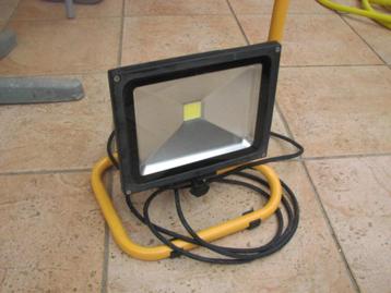 projecteur de chantier beschikbaar voor biedingen