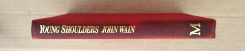 Young Shoulders - 1982 - John B. Wain (1925–1994), Boeken, Romans, Gelezen, Europa overig, Ophalen of Verzenden