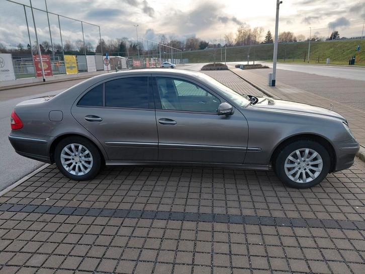 Mercedes Classe E 2007 homologuée à vendre (265 km), Autos, Mercedes-Benz, Particulier, Série 200, ABS, Airbags, Air conditionné